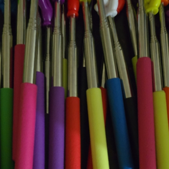 Pointer Finger Winners Choice - Picture 4 of 5